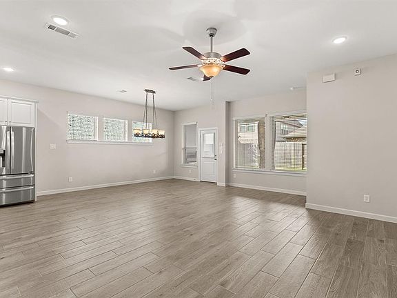 5th image of 18211 Burnett Willow Lane