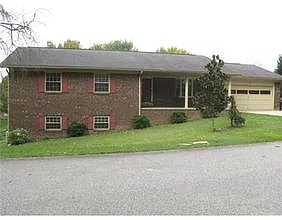 32 Barbara Cir photo 1