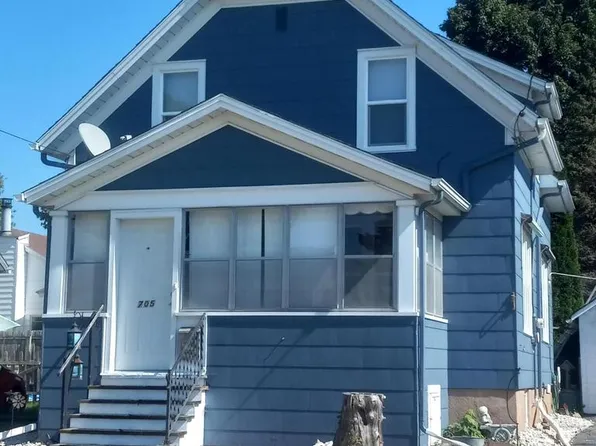 705 South 2nd STREET, Watertown, WI 53094