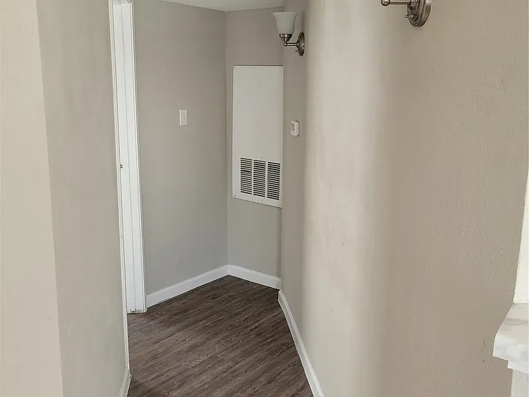 7200 T C Jester Blvd #2402 — Photo 8