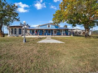 615 Fairview Rd, Pleasanton, TX 78064