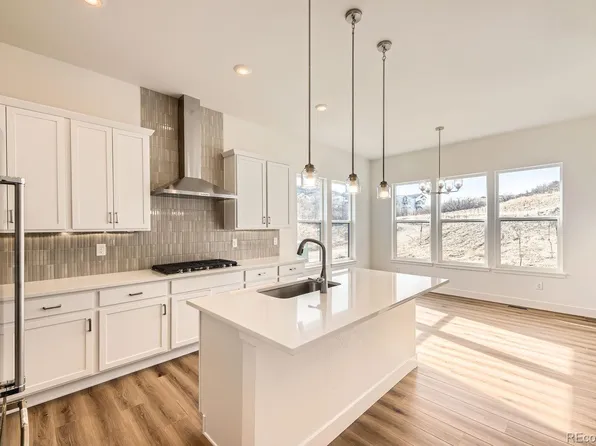 1821 Grayside Circle, Castle Rock, CO 80109