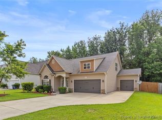 1813 Shady Knoll Ln, Fayetteville, NC 28314