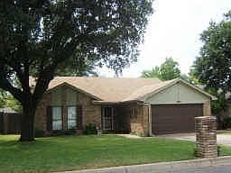 1st image of 6916 Penhurst Dr