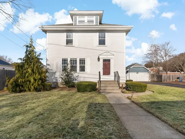 10 Rye St, Seekonk, MA 02771
