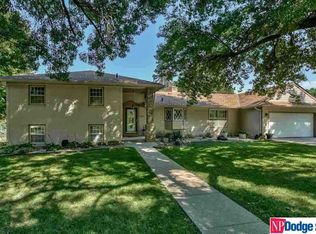 10825 Cedar St, Omaha, NE 68124