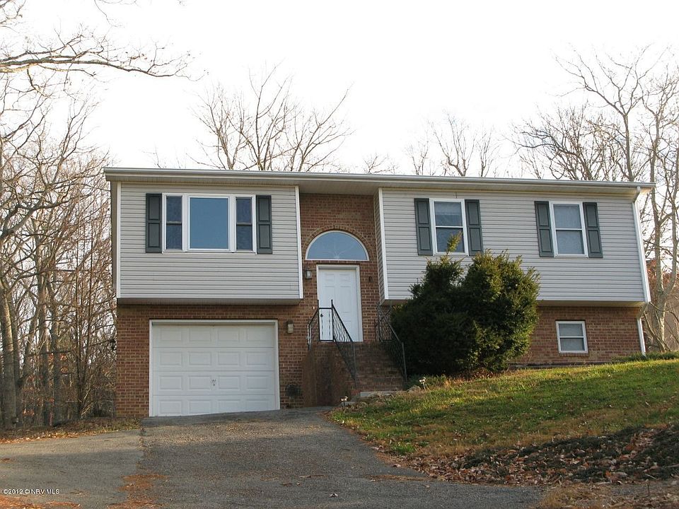 1st image of 150 Edgewood Dr