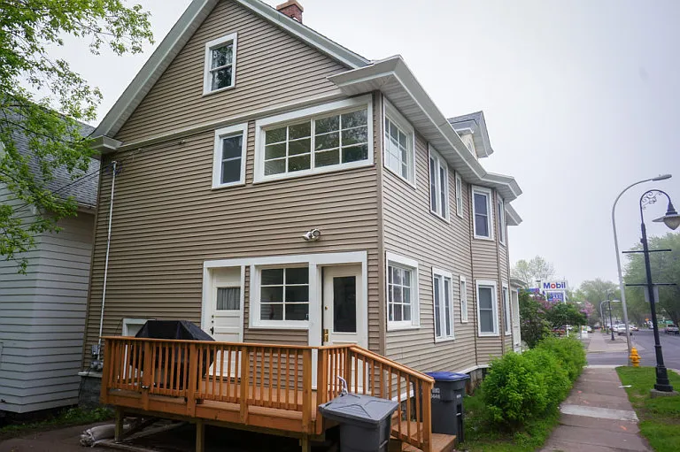 330-332 N 12th Ave E — Photo 19