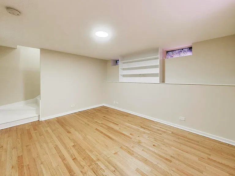 2233 W Armitage Ave #CH — Photo 11