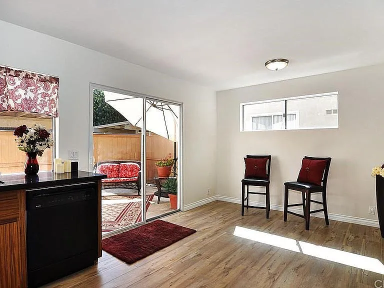 22 Elderglen — Photo 6