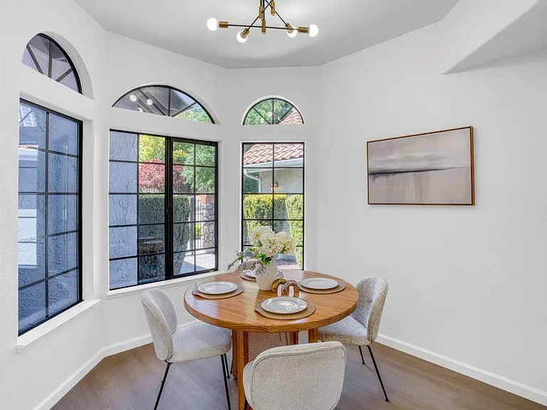 18 Foothill Pl — Photo 18