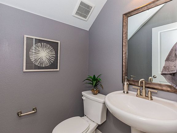 4th image of 7413 Fiore Dr #7413