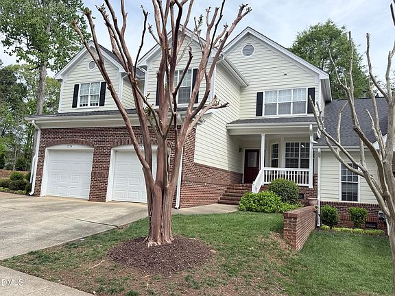 3rd image of 7732 Astoria Pl