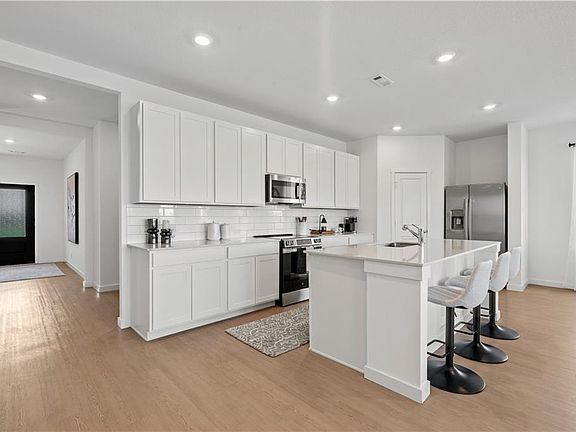 3rd image of 22484 W 214th Ter