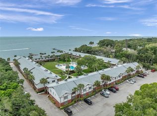 650 Pinellas Point Dr S APT 211, Saint Petersburg, FL 33705