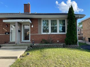 9137 Barberry Ln #9137, Des Plaines, IL 60016