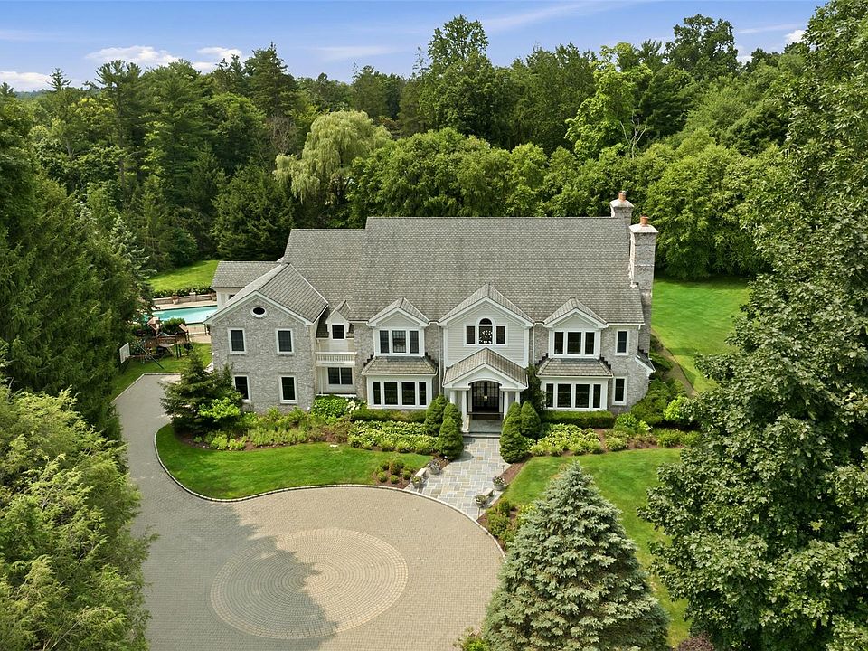 1st image of 12 Magnolia Drive