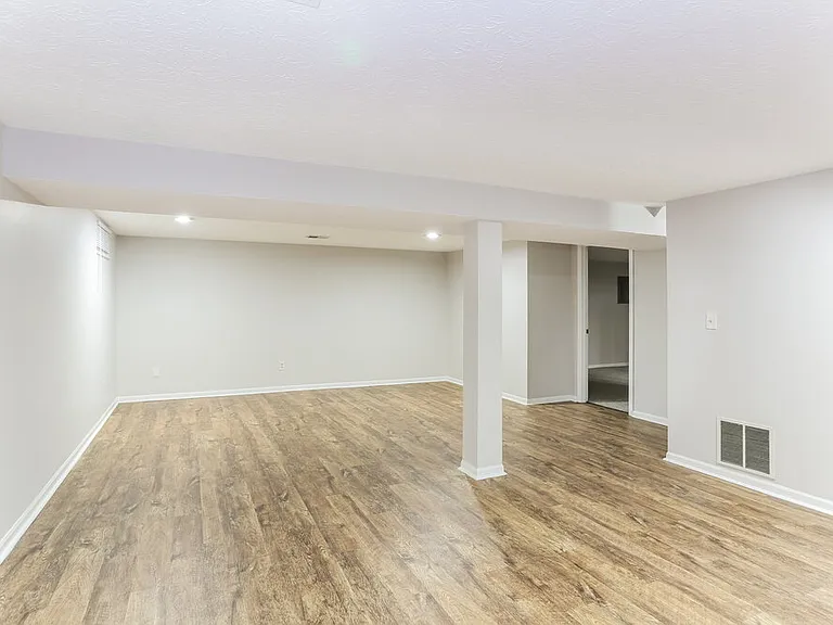 3944 Ivorton Rd E — Photo 16