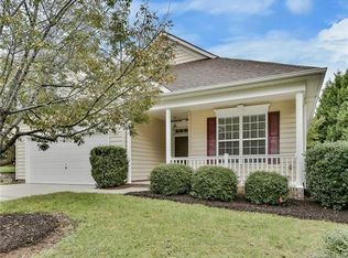 389 Garnet Ct, Fort Mill, SC 29708