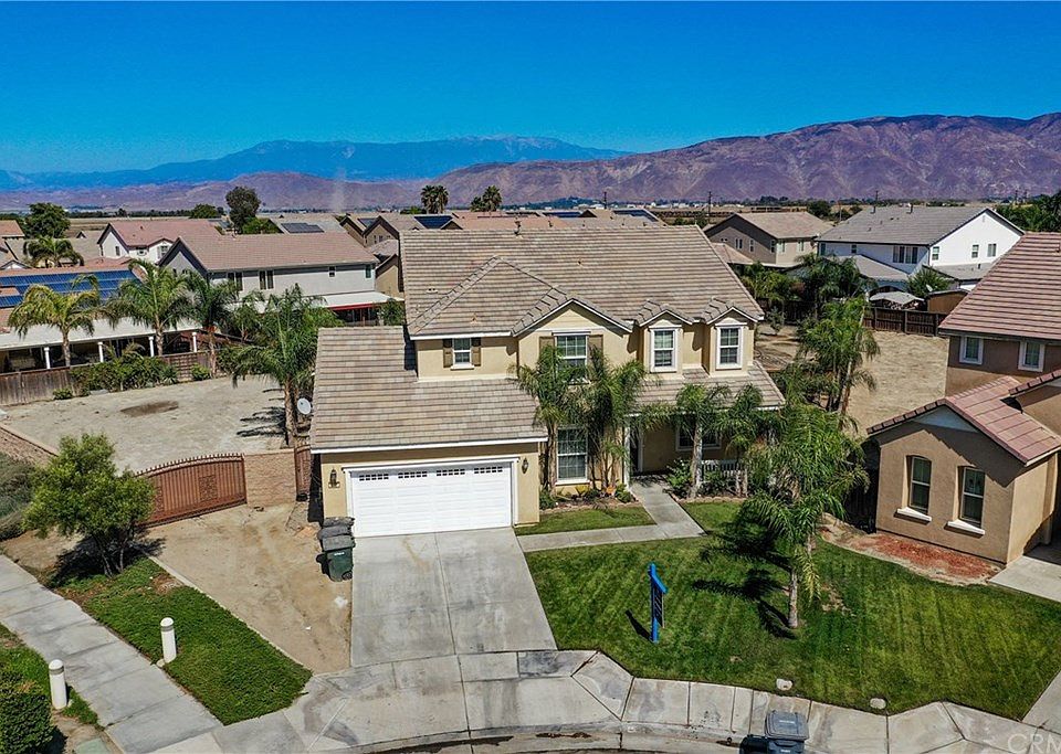 1st image of 235 Peregrine Ln