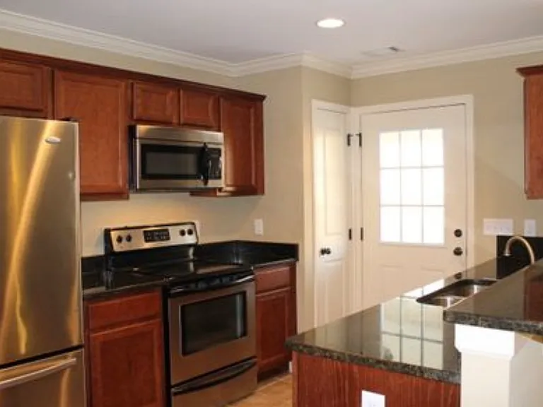 2451 Waterstone Cir — Photo 4