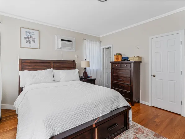 130-12 178th Street image 12 of 33