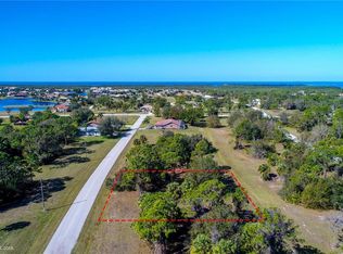 16648 Acapulco Rd, Punta Gorda, FL 33955