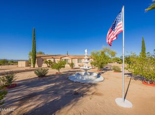 12320 W High Ridge Dr, Tucson, AZ 85736