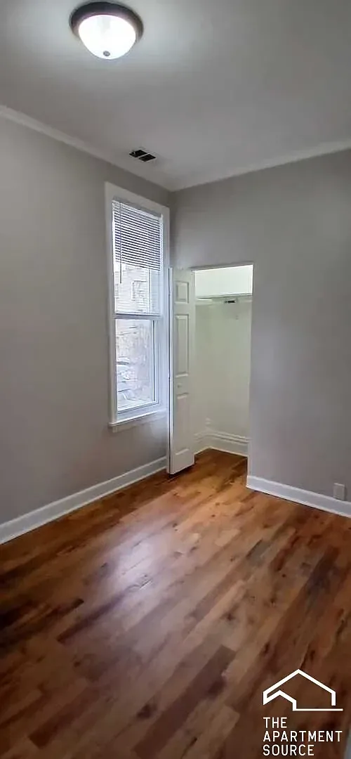 3614 W McLean Ave — Photo 1