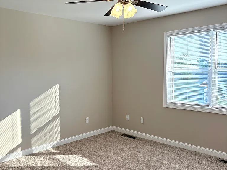 129 Hillridge Ct #C — Photo 11