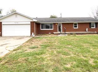 700 S Jackson Park Dr, Seymour, IN 47274