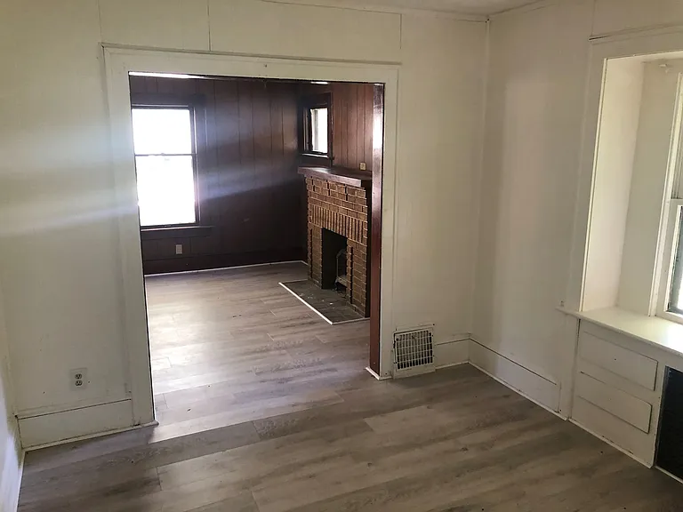 712 Garfield St — Photo 4