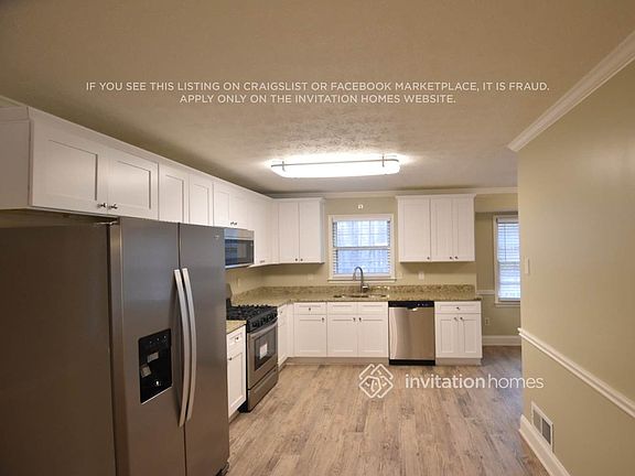 5th image of 388 Summerville Dr