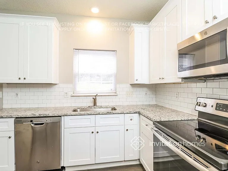 9023 Woodland Park Ln — Photo 10
