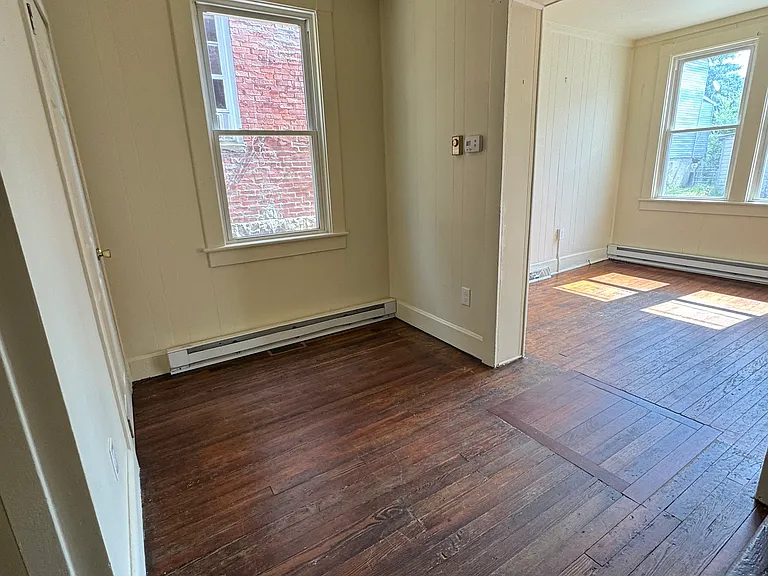 206 Pear St — Photo 11
