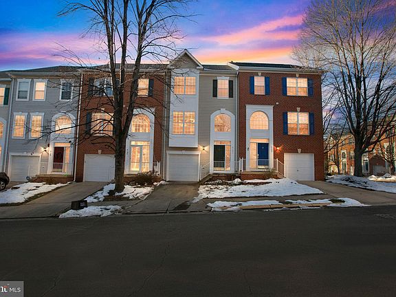 2nd image of 4102 Hazelwood Ct