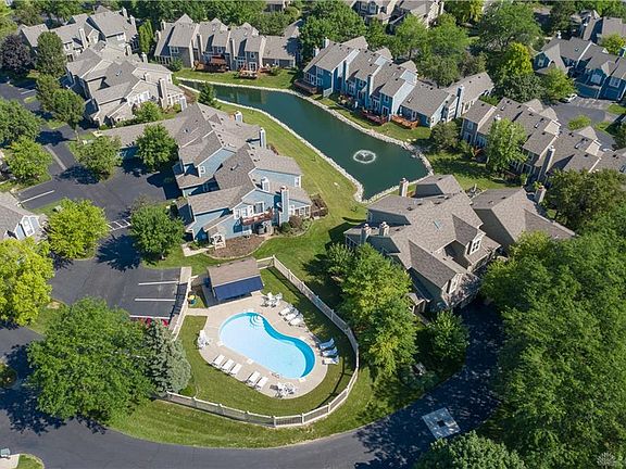 5th image of 323 Lobster Tail Ct