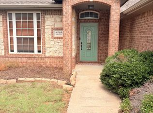 1209 Alma Dr, Elgin, OK 73538