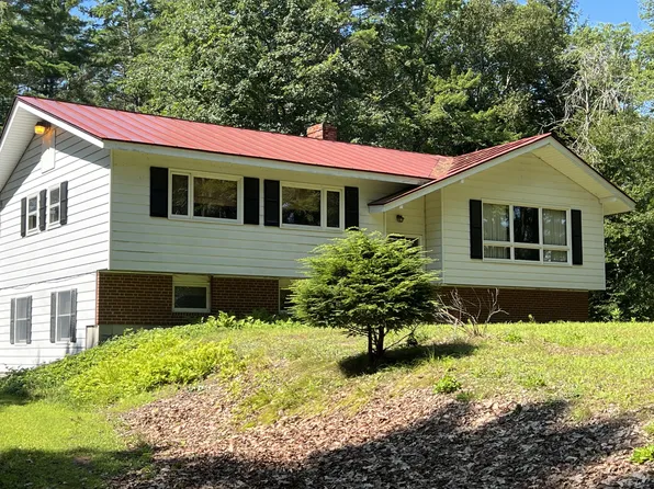 85 Perkins Road, Norridgewock, ME 04957