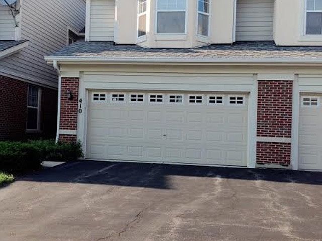 1st image of 410 Pine Lake Cir