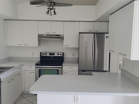 3rd image of 1418 NW 12th St