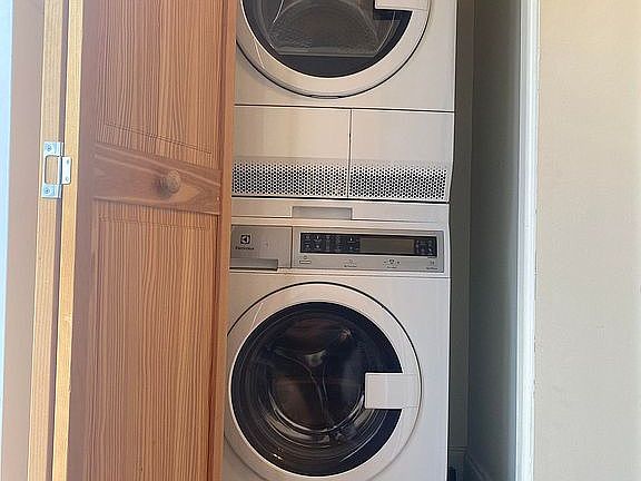 Brand new eco washer & dryer