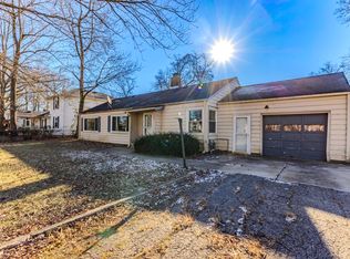 6701 E Hickory Ln, Muncie, IN 47303