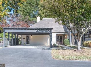 25 Forrest Pl, Sandy Springs, GA 30328