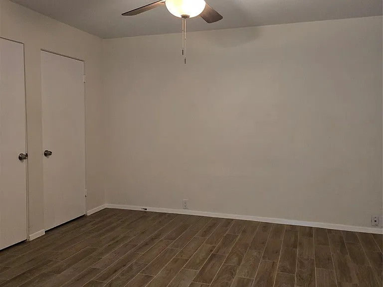 2101 Fountain View Dr #27 — Photo 11