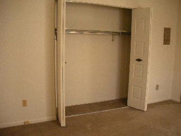 Bedroom Closet Space