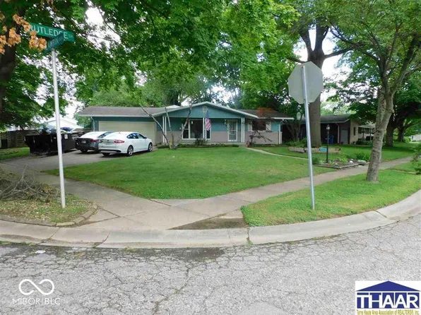 2 Rutledge Dr, Terre Haute, IN 47803