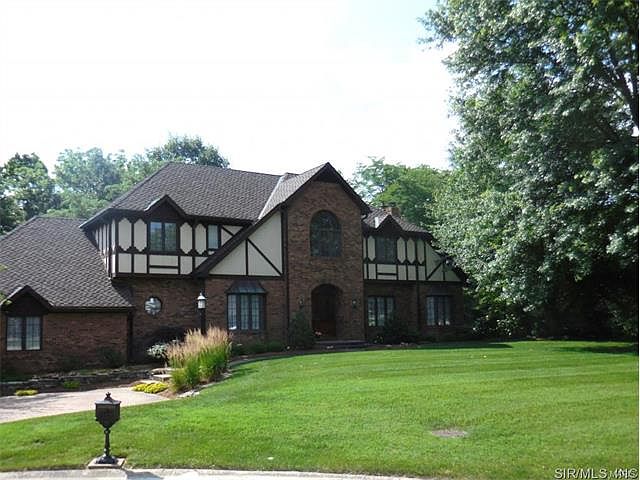 1st image of 31 Willow Creek Dr