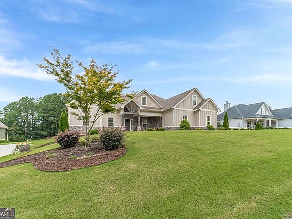 5th image of 2465 Saint Martin Way