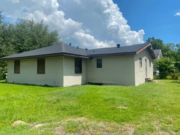 900 14th St, Port Arthur, TX 77640